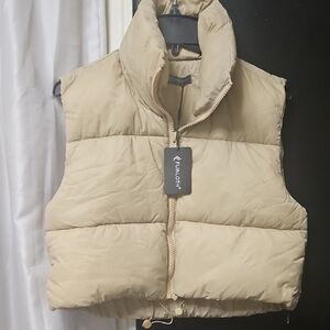 Feilonni Women's Beige Puffer Vest